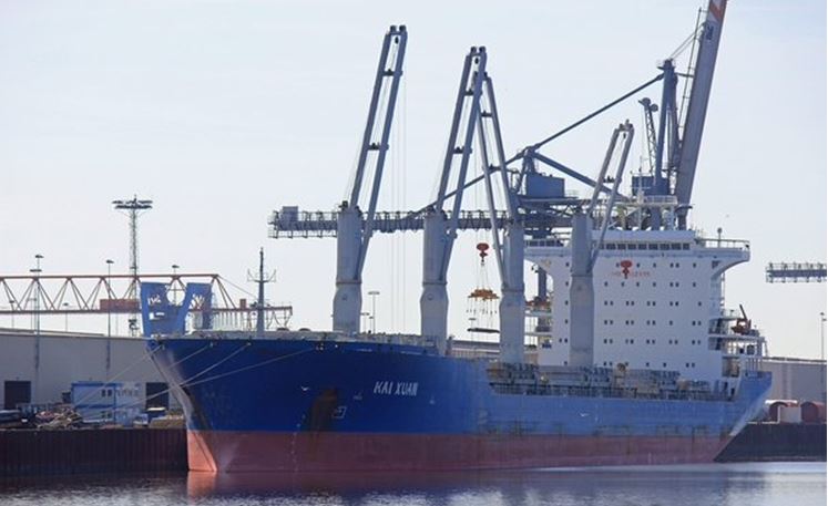 Squamish Terminals - Internet for Industry